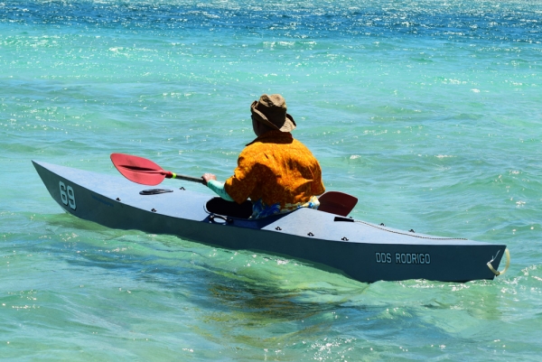 Sea Kayak by Anthony Tavarro, Philippines